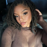 Halle Bailey2