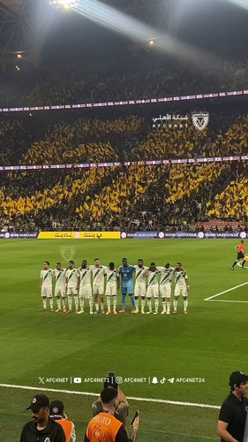 vGLJsztlts3Q 16J.jpg