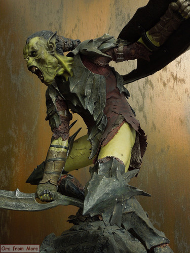 003 Sideshow Moria Orc repainted clothes