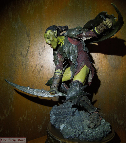 001 Sideshow Moria Orc repainted clothes