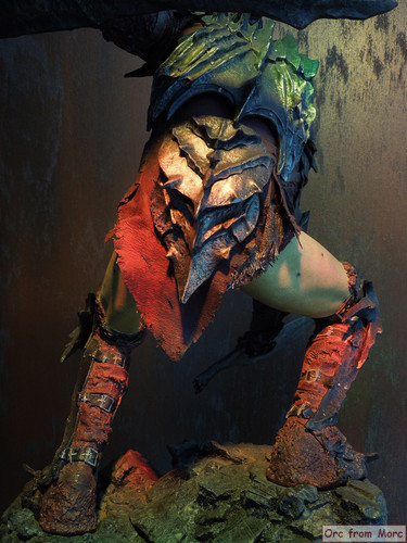 008a Sideshow Moria Orc repainted clothes.jpg