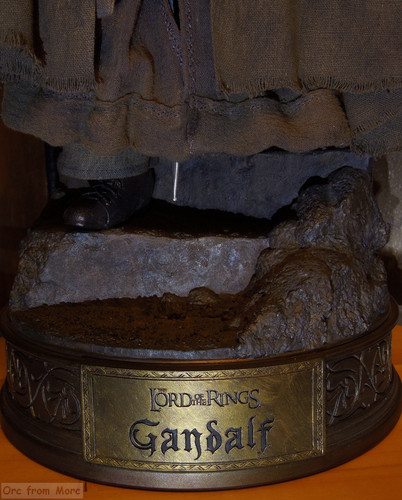 007 Sideshow PF Gandalf the Grey repaired.jpg