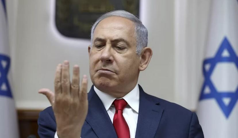 قال نتنياهو إن إغلاق الجسر هو رد أولي لمنع عودة وزراء السلطة، وأكد أنه عند عودته من أمريكا ستعرفون رده الكامل....