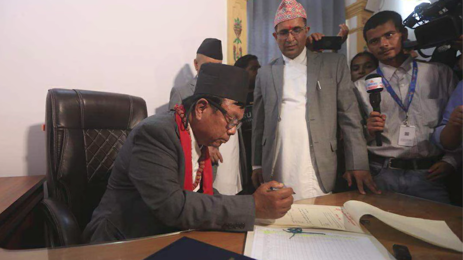 ३ महिनाभित्र नतिजा प्रकाशित नगर्ने विश्वविद्यालयको अनुदान रोक्का गरिने : मन्त्री पुन