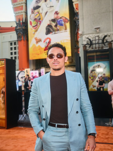 Bad Guys ✌🏽 premiere at the Chinese Theaterstyling @avoyermagyan clothing @emporioarmani groo (1).jpg