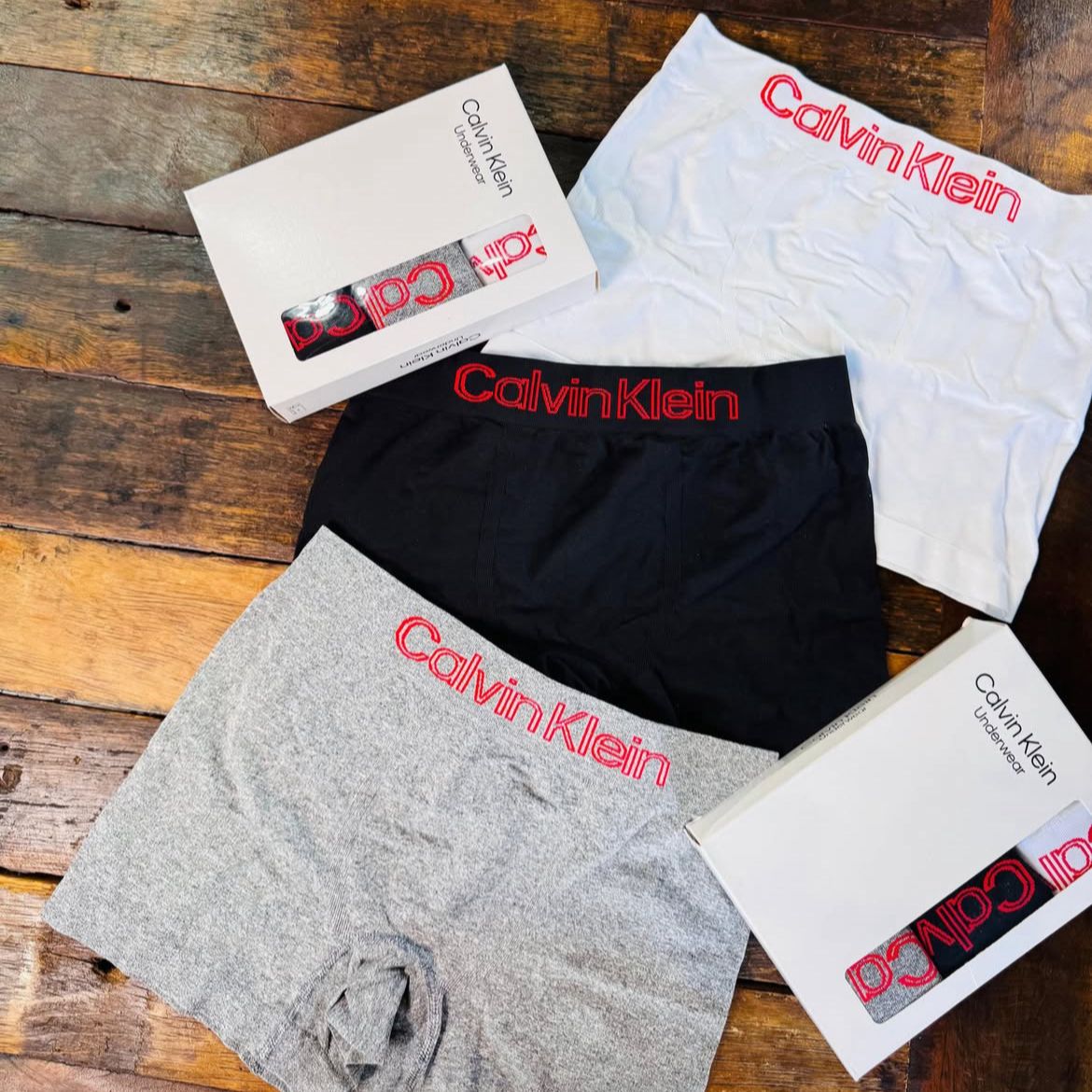 Kit 3 Cuecas Low Rise Trunk Sem Costura Calvin Klein