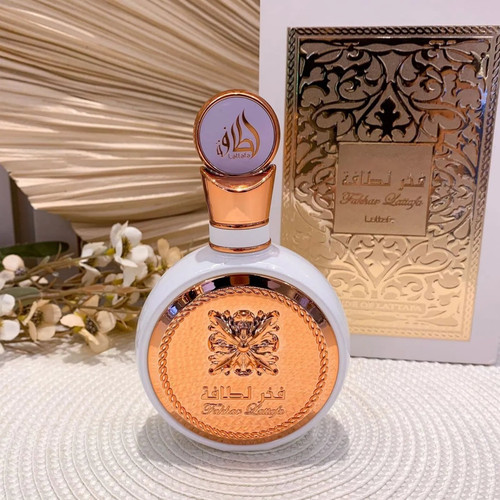 Lattafa Eau De Parfum 100ml Fakhar Rose.jpg