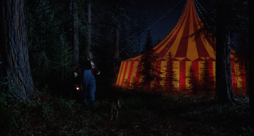 cap Killer.Klowns.from.Outer.Space.1988.REMASTERED.720p.BluRay.X264 AMIABLE 00 07 21 01.png