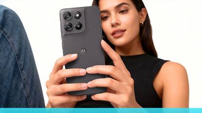 moto g100 launched china 7000mah battery 12gb ram snapdragon 7s gen2 price.jpg