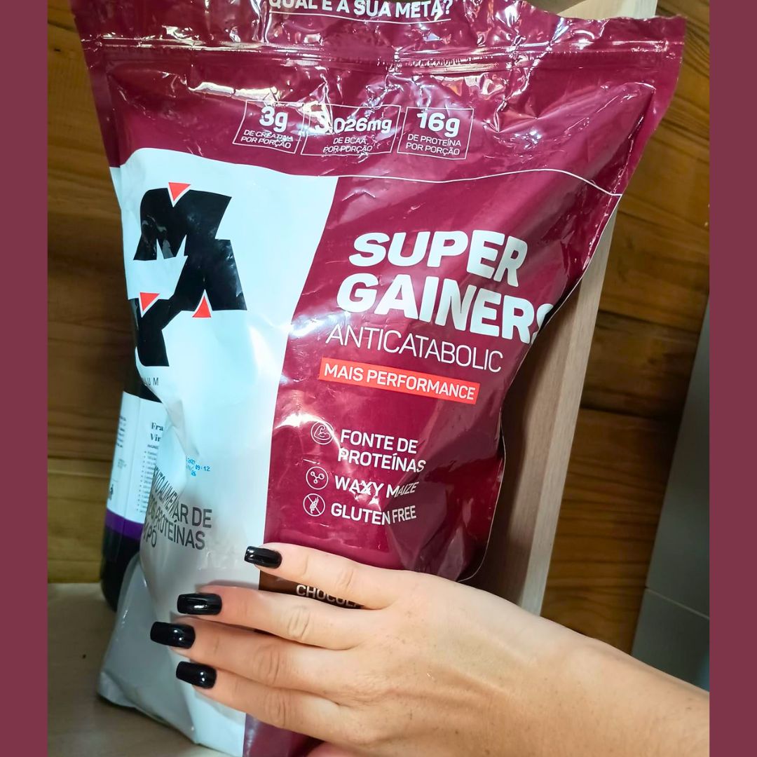 Super Gainers (3kg) – Sabor Chocolate, Max Titanium