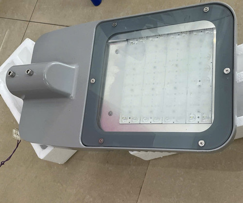 Den duong Led Philips Inside BRP37x 150W.jpg