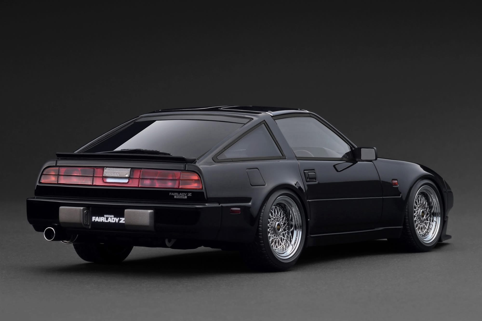 When the 80s Roared Again with the Ignition Model 1/18 Nissan Fairlady Z 2-Seater 300ZR (Z31) When the 80s Roared Again with the Ignition Model 1/18 Nissan Fairlady Z 2-Seater 300ZR (Z31)