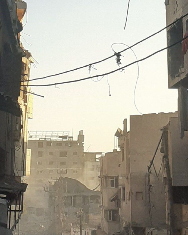 تم قصف عمارة خير أمة التي كانت مخصصة للأيتام في مدينة غزة....