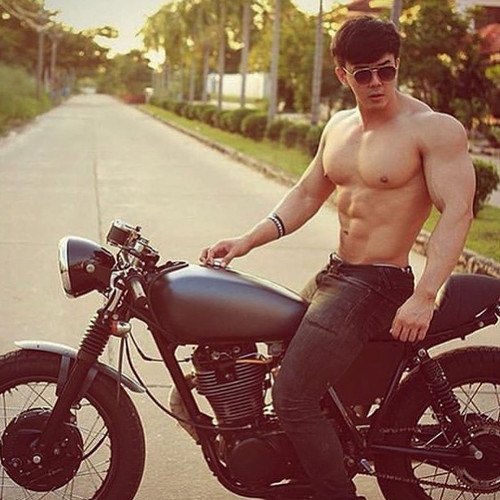 hothunk thailand 66134649 2044468342529158 1837889434357007383 n.jpg