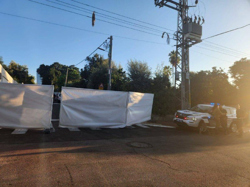 قناة i24 العبرية: المنطقة المحيطة بمنزل رئيس الأركان إيال زامير أُعلنت منطقة عسكرية مغلقة...