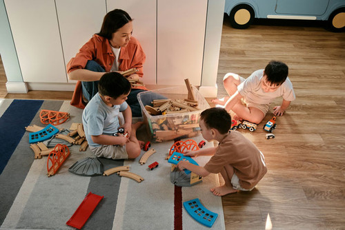woman refuses become sisters nanny small wage 1.jpg