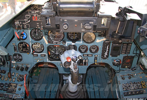 кокпит су27ск.jpg