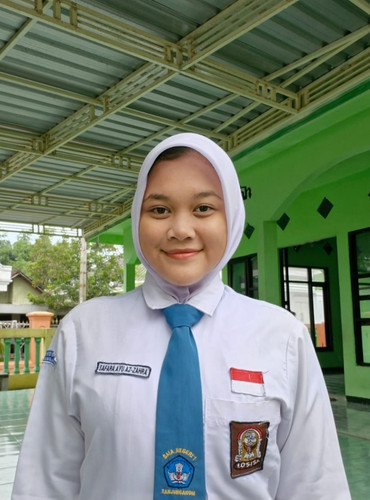 34 Safara Ayu az zahra.jpg