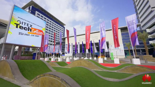 NjLHTxtGCOiRiN q.jpg