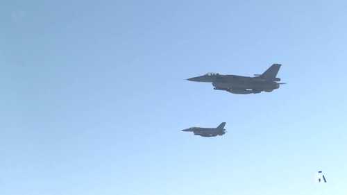 wfQ anSXF2Awar0C.jpg