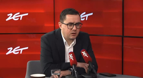 9I2ZMrfN7qaSUYKI.jpg
