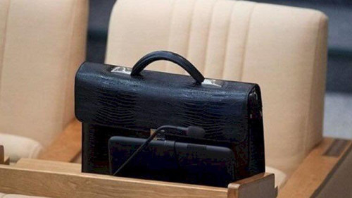 569405951 1139688888143766 6640369060997977704 n.jpg? nc cat=100&ccb=1 7& nc sid=833d8c& nc ohc=YRoI.jpg