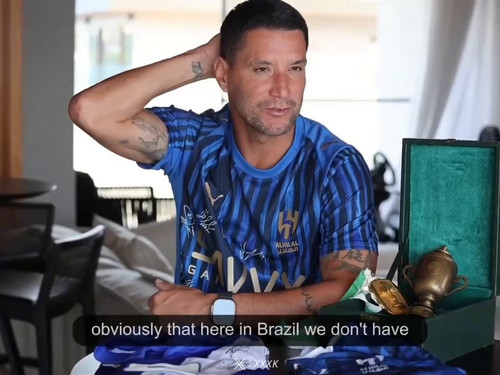 CLjDukXOWQ hEJ W.jpg