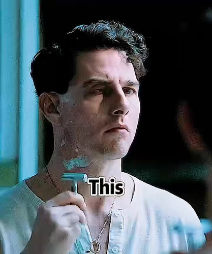 BqC 4CIrsEvI8SUs.jpg