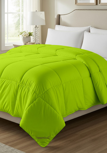 Parrot Green (3).jpg