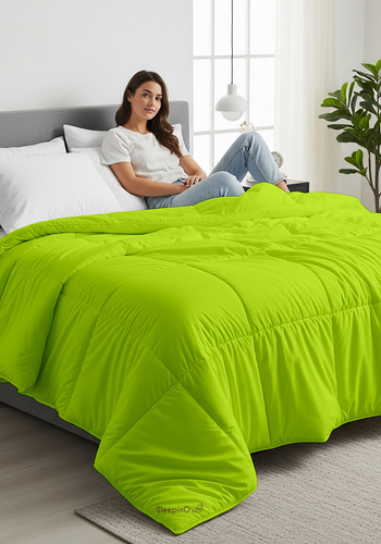 Parrot Green (2).jpg