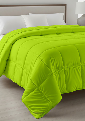 Parrot Green (5).jpg