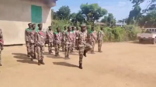 YTGP 8sRoLNofxj2.jpg