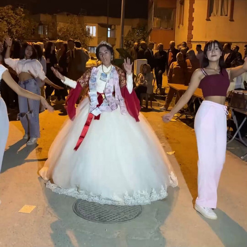 ol8vAUI5KWW8QmJn.jpg