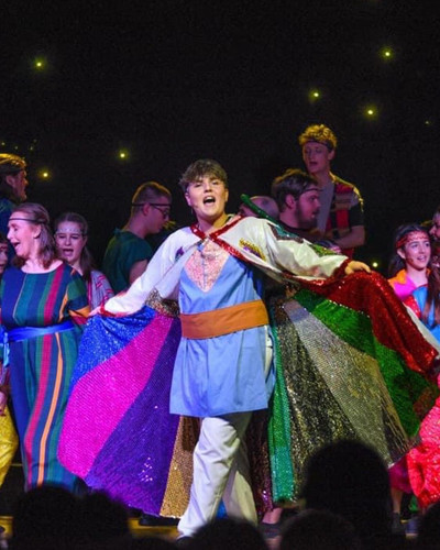 subterranean.homesick.oisin 1735425648 3533328888600988647 49026851471.jpg