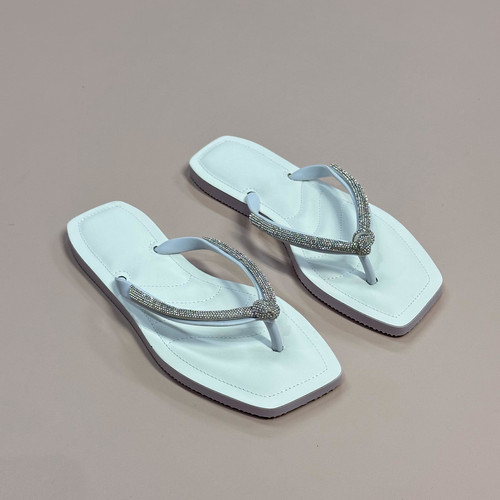 WhatsApp Image 2025 10 23 at 09.28.44(1).jpg