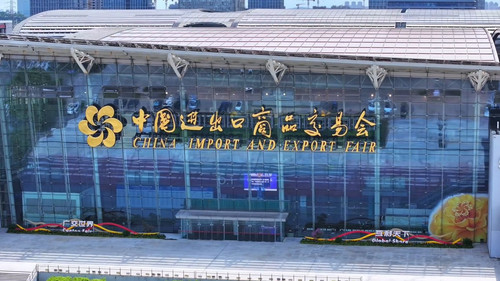 h 9RChm5L8IT5maX.jpg