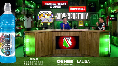 KFH0mHR3xoeoJEN2.jpg