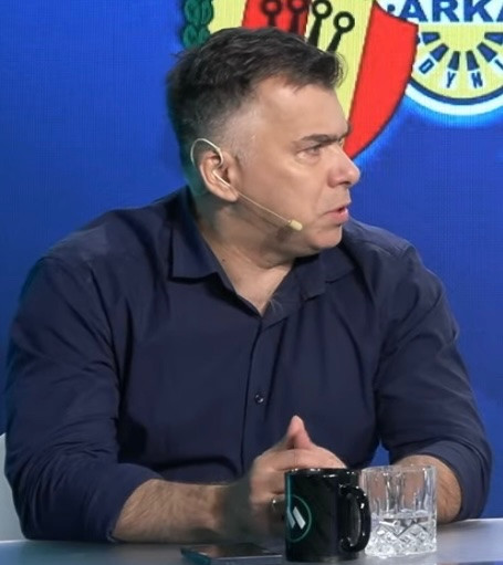 G4BA aCXoAAgxCu.jpg