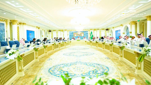 Z2010Edx8ureZLu5.jpg