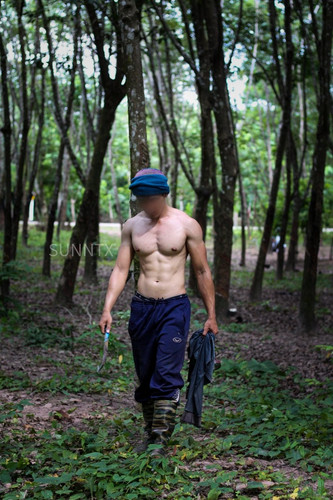 E8Zy7hdVUAY k2w.jpg