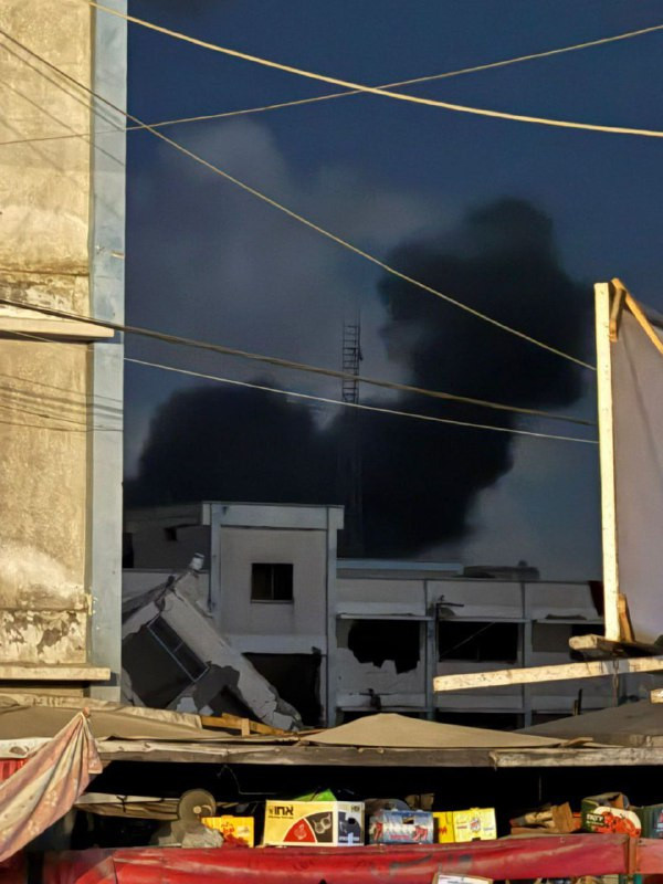 طيران الاحتلال يشن غارة على منطقة جورة العقاد وسط خانيونس....