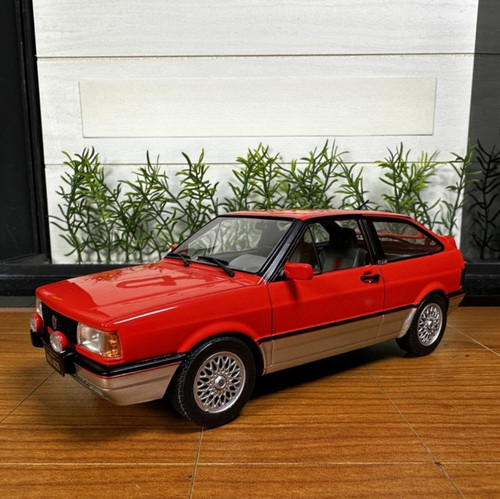 Miniatura Vw Gol Gti 1992.jpg