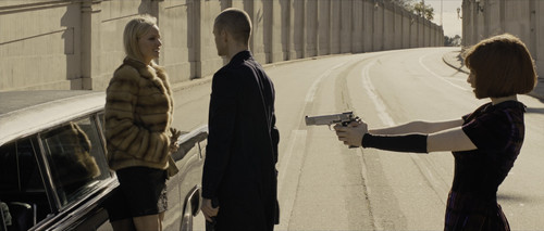 In.Time.2011.Upscaled.2160p.BluRay.CZ SK EN.DTS HD MA.5.1.x265 E.mkv snapshot 01.07.04 [2025.10.07 1.jpg