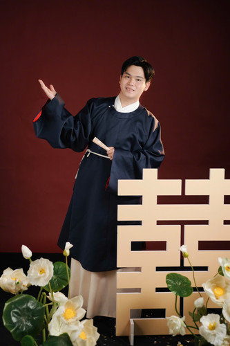 z7089872920836 b30bc0c9fe8f0edf8aba267137278543.jpg