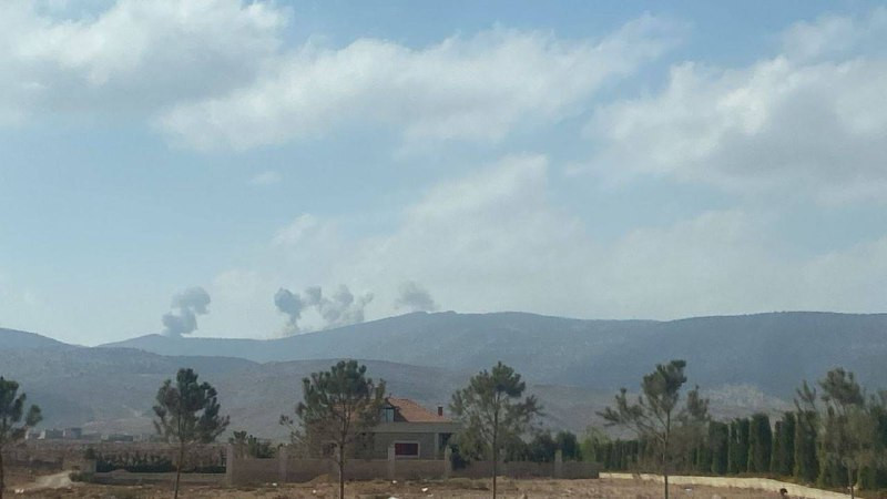 طيران الاحتلال يشن سلسلة غارات على جرود الهرمل شرق لبنان....