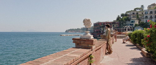 Parthenope.2024.1080p.iTA.Bluray.CZ IT.x264 CYBER.mkv snapshot 00.16.48 [2025.10.07 13.02.51].jpg