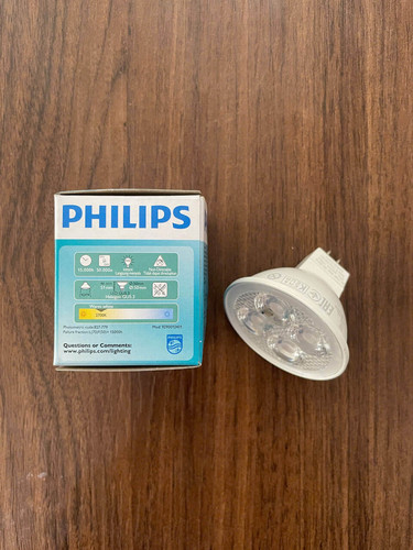 bong den led am tran chieu diem philips essential led 5 50w 2700k mr16 24d 05.jpg