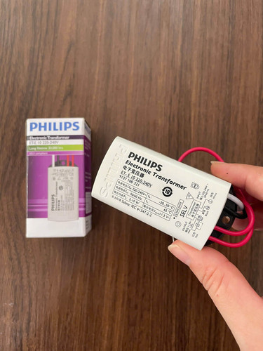 Nguon ballast tang pho bien ap dien tu den led mr16 et e 10 led philips 02.jpg