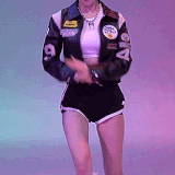 SakuraShakieTightie.gif
