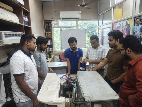Multitech Institute | AC PCB Repairing Course in Delhi | 8800485390.jpg